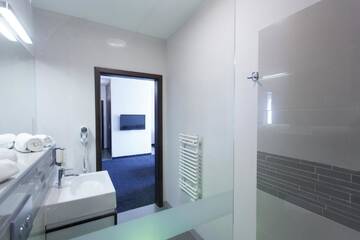 Фото Курортные отели Golden Tulip Gdańsk Residence г. Гданьск 3