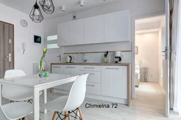 Фото номера Улучшенные апартаменты с парковкой - Chmielna Street, 72 Апартаменты Twój Salon-Apartamenty Stare Miasto г. Гданьск 6