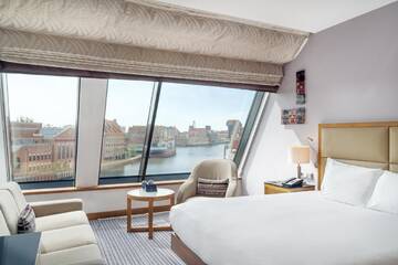 Фото номера Номер Делюкс Hilton с кроватью размера «king-size» Отель Hilton Gdansk г. Гданьск 4