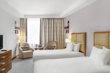 Фото номера Двухместный номер Hilton с 2 отдельными кроватями Отель Hilton Gdansk г. Гданьск 2