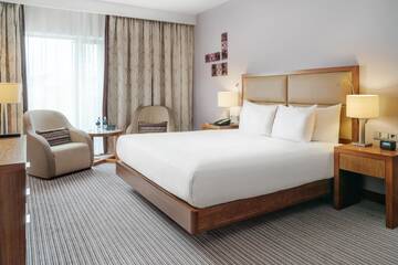 Фото номера Номер &quot;Hilton&quot; c кроватью размера &quot;king-size&quot; Отель Hilton Gdansk г. Гданьск 6