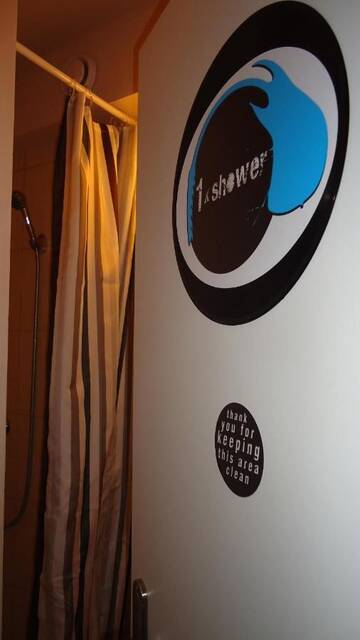 Фото номера Одноместный номер с общей ванной комнатой Хостелы La Guitarra Hostel Gdańsk г. Гданьск 5