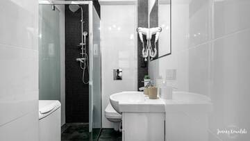 Фото номера Two-Bedroom &quot;Szlachecki&quot; Apartment (4 Adults) - Długa 54/55 Street Апартаменты Apartamenty Szlachecki i Pod Artusem г. Гданьск 15