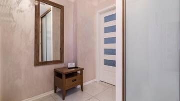 Фото номера Luxury Two-Bedroom &quot;Złoty&quot; Apartment (4 Adults) - Długa 16/17 Street Апартаменты Apartamenty Szlachecki i Pod Artusem г. Гданьск 8