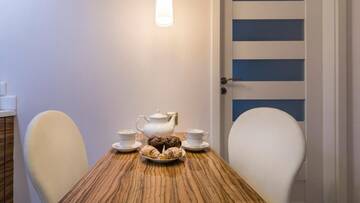 Фото номера Luxury Two-Bedroom &quot;Złoty&quot; Apartment (4 Adults) - Długa 16/17 Street Апартаменты Apartamenty Szlachecki i Pod Artusem г. Гданьск 12