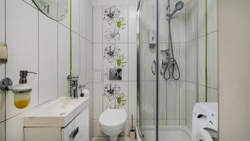 Фото номера Luxury Two-Bedroom &quot;Złoty&quot; Apartment (4 Adults) - Długa 16/17 Street Апартаменты Apartamenty Szlachecki i Pod Artusem г. Гданьск 9