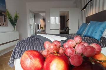 Фото номера Апартаменты с 1 спальней и балконом - Heweliusza Street, 14 Апартаменты Grand-Tourist Center Point Apartments г. Гданьск 2
