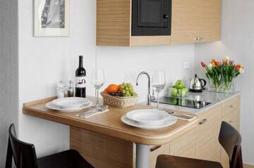 Фото номера Улучшенный люкс Отель Marina Club Hotel Old Town г. Гданьск 12