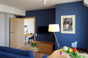 Фото номера Улучшенный люкс Отель Marina Club Hotel Old Town г. Гданьск 3