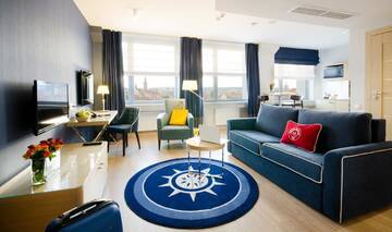 Фото номера Люкс с видом на город Отель Marina Club Hotel Old Town г. Гданьск 4