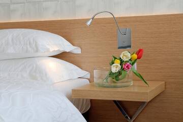 Фото номера Улучшенный люкс Отель Marina Club Hotel Old Town г. Гданьск 5