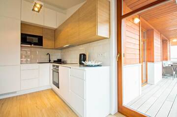 Фото номера Three-Bedroom Apartment - Wypoczynkowa 34A Апартаменты Grand Apartments - Neptun Park. г. Гданьск 7