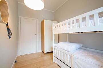 Фото номера Three-Bedroom Apartment - Wypoczynkowa 34A Апартаменты Grand Apartments - Neptun Park. г. Гданьск 15