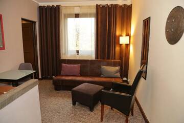 Фото номера One-Bedroom Apartment with Kitchenette, Queen Size Bed and Sofa Bed Отели типа «постель и завтрак» B &amp; B Tomula г. Гданьск 13