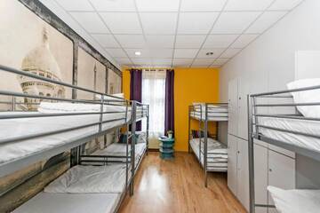 Фото номера Кровать в общем 8-местном номере Хостелы 3 City Hostel г. Гданьск 3