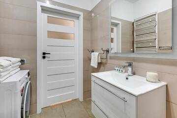 Фото номера Люкс с 1 спальней и балконом Апартаменты Old Town by Welcome Apartment г. Гданьск 13