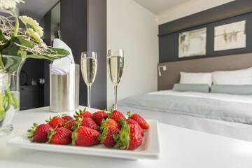 Фото номера Двухместный номер Делюкс с 1 кроватью Отель So Stay Hotel г. Гданьск 8