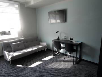 Фото номера Двухместный номер Делюкс с 1 кроватью и душем Отель So Stay Hotel г. Гданьск 2