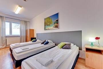 Фото номера Трехместный номер с ванной комнатой Отели типа «постель и завтрак» Nice Rooms - Pokoje Gościnne г. Гданьск 7