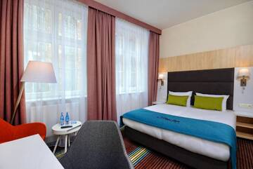 Фото номера Двухместный номер с 1 кроватью Отель Stay Inn Hotel г. Гданьск 10