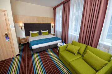 Фото номера Трехместный номер Отель Stay Inn Hotel г. Гданьск 6