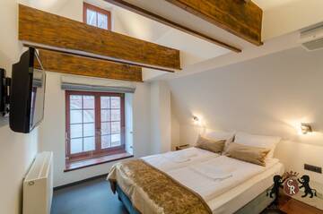 Фото номера Двухместный номер в мансарде с 1 кроватью Апарт-отели Celestin Residence г. Гданьск 2