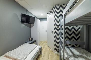 Фото номера Трехместный номер с собственной ванной комнатой Хостелы Hostel Filip 2 г. Гданьск 16