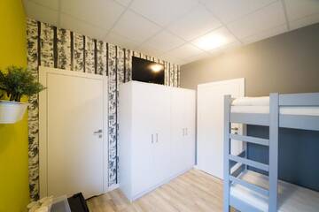 Фото номера Четырехместный номер с ванной комнатой Хостелы Hostel Filip 2 г. Гданьск 10