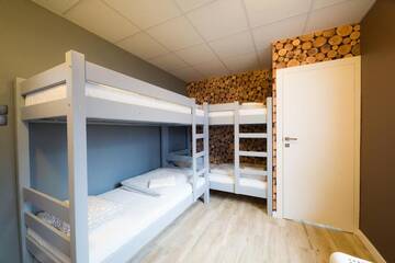 Фото номера Четырехместный номер с ванной комнатой Хостелы Hostel Filip 2 г. Гданьск 27