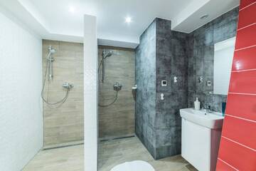 Фото номера Восьмиместный номер с собственной ванной комнатой Хостелы Hostel Filip 2 г. Гданьск 11