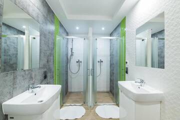 Фото номера Шестиместный номер с собственной ванной комнатой Хостелы Hostel Filip 2 г. Гданьск 21