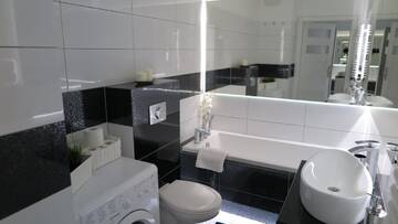 Фото номера Апартаменты с балконом Апартаменты BTS Apartaments - Apartamenty Blisko Morza г. Гданьск 6