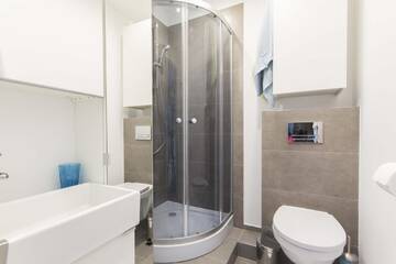 Фото номера 5 Bedroom Apartment with Balcony Апартаменты Apartamenty Startowa Gdańsk г. Гданьск 9