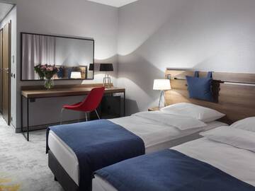 Фото номера Двухместный номер с 1 кроватью или 2 отдельными кроватями Отель Hotel Sadova г. Гданьск 5