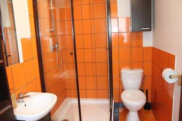 Фото номера Вилла с 2 спальнями Лоджи Holiday Lodge AgaTomDom г. Гданьск 10