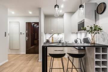 Фото номера Luxury One-Bedroom Apartment with Balcony and River View 2/34 Апартаменты Old Town - River Point by Welcome Apartment г. Гданьск 9