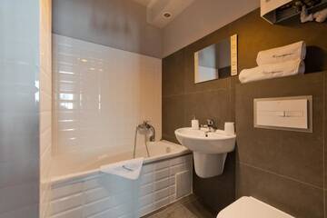 Фото номера Апартаменты Апартаменты Apartamenty Gdańsk EU - Apartament Żuraw Gdański г. Гданьск 18
