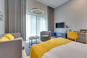 Фото номера Улучшенный двухместный номер с 1 кроватью Отель Hotel Number One by Grano г. Гданьск 2