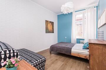 Фото номера Улучшенные апартаменты с 2 спальнями Апартаменты Apartament Przytulny Starówka Old Town Piwna г. Гданьск 12