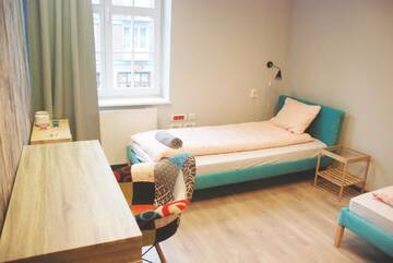 Фото номера Большой двухместный номер с 1 кроватью Хостелы Trip &amp; Hostel г. Гданьск 3