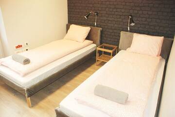 Фото номера Двухместный номер с 1 кроватью Хостелы Trip &amp; Hostel г. Гданьск 3