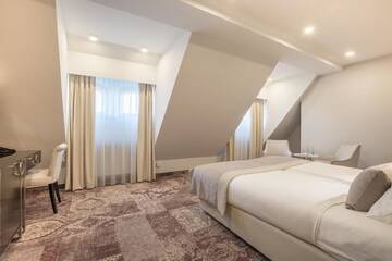 Фото номера Двухместный номер «Комфорт» с 1 кроватью Отель Craft Beer Central Hotel г. Гданьск 5