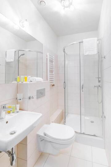 Фото номера Стандартный трехместный номер Апарт-отели Liberum Residence г. Гданьск 4