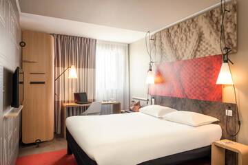 Фото номера Двухместный номер с 1 кроватью Отель Ibis Gdansk Stare Miasto г. Гданьск 5