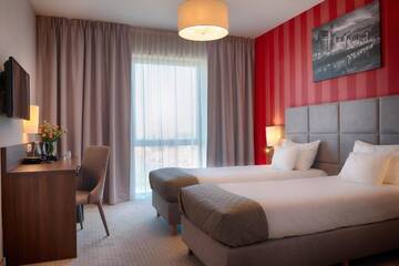 Фото номера Двухместный номер с 2 отдельными кроватями Отель Focus Hotel Premium Gdańsk г. Гданьск 2