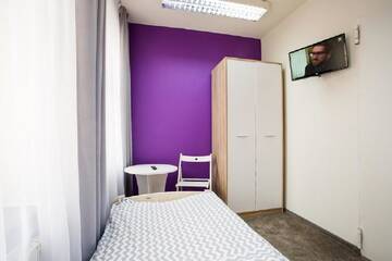 Фото номера Одноместный номер с общей ванной комнатой Хостелы Moon Hostel г. Гданьск 4