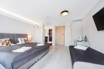 Фото номера Полулюкс Делюкс Апарт-отели Six Suites, Old Town г. Гданьск 3