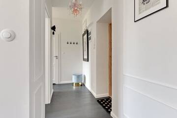 Фото номера Superior Apartment - 72 Podwale Staromiejskie Street Апартаменты Navy Group - Old Town Apartments г. Гданьск 6