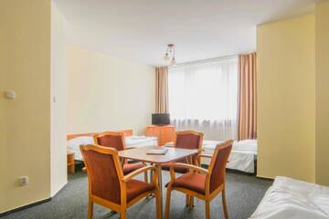 Фото номера Трехместный номер Хостелы Gdański Dom Turystyczny Hostel г. Гданьск 2