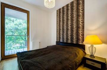 Фото номера Classic Apartment with Living Room and Balcony (4 Adults) Апартаменты Dom &amp; House - Apartamenty Nadmorski Dwór г. Гданьск 8